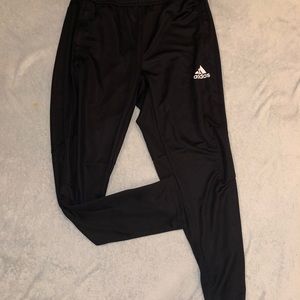 Athletic joggers